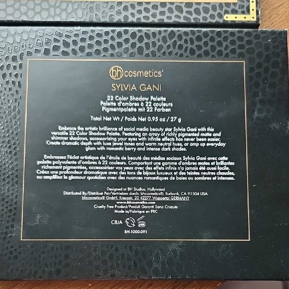 New Sylvia Gani BH Cosmetics 22-Color Eyeshadow Palette With 2 Highlighters